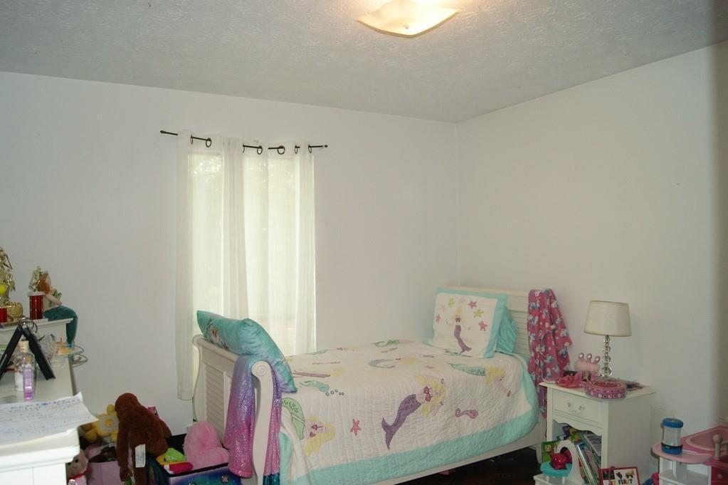 Long Indian Creek - Residential Lease