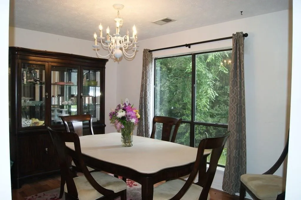 Alpharetta, Georgia 30022, United States, 3 Bedrooms Bedrooms, ,2 BathroomsBathrooms,Residential,Active,134669