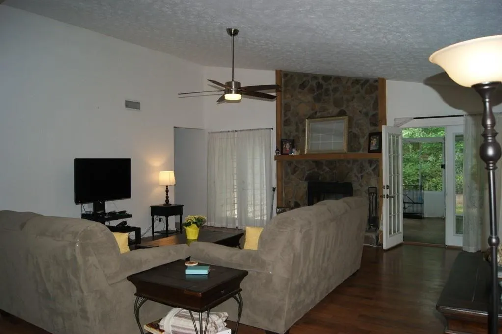 Alpharetta, Georgia 30022, United States, 3 Bedrooms Bedrooms, ,2 BathroomsBathrooms,Residential,Active,134669