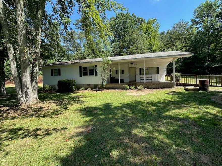Welcome to peaceful country living in Toccoa! This charming 3-bedroom, 1-bath modular home sits on a private 1.25-acre lot, offering the perfect blend of space and seclusion. Enjoy your morning coffee on the covered front porch while taking in the sounds of nature. Inside, you’ll find a cozy layout that’s ready for your personal touch. Whether you’re looking for a weekend getaway, investment opportunity, or full-time residence, this property is full of potential. Seller requests only cash offers – don’t miss this affordable chance to own a slice of Northeast Georgia countryside!