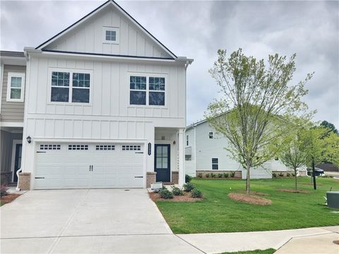 Townhouse For Sale - 1177 Chastain Drive<br/> Sugar Hill, GA 30518