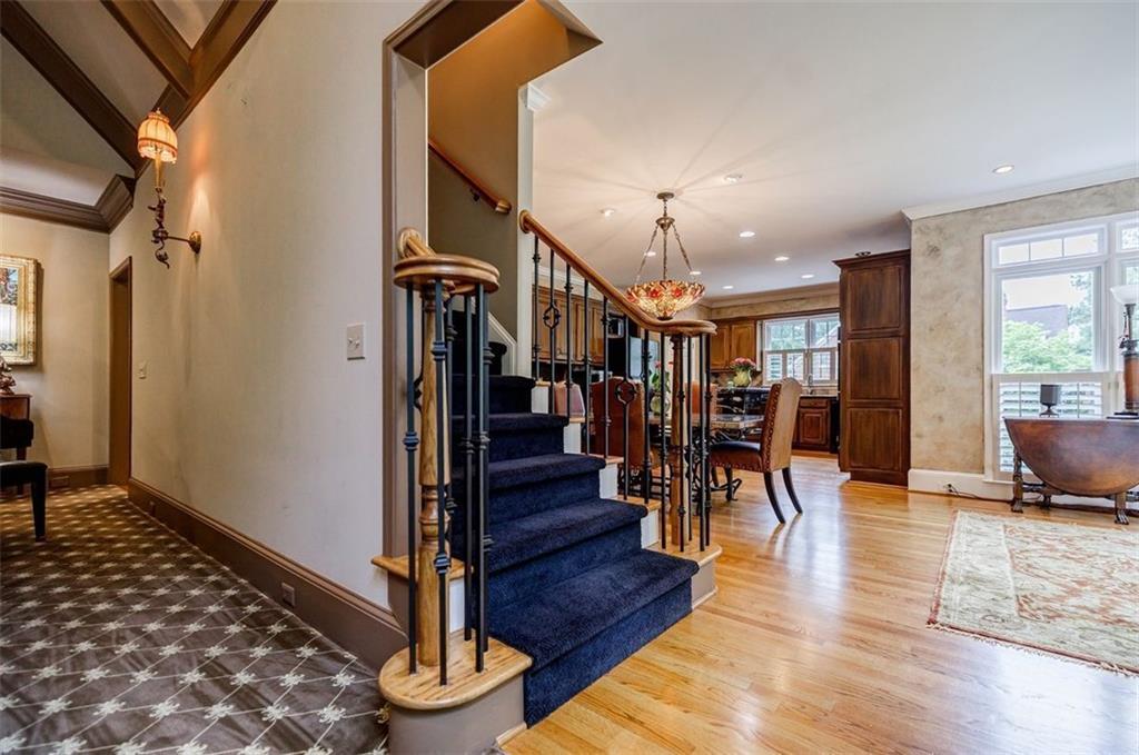 5318 Brooke Farm Drive, Dunwoody, Georgia image 34