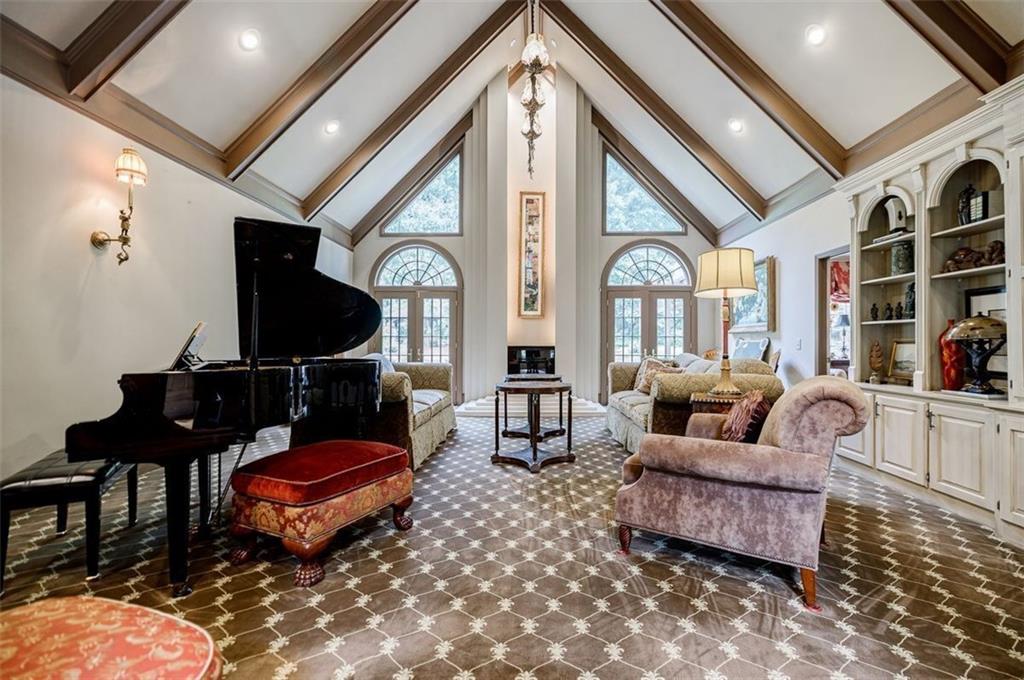 5318 Brooke Farm Drive, Dunwoody, Georgia image 24