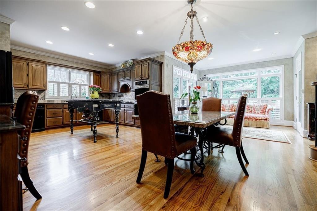5318 Brooke Farm Drive, Dunwoody, Georgia image 28