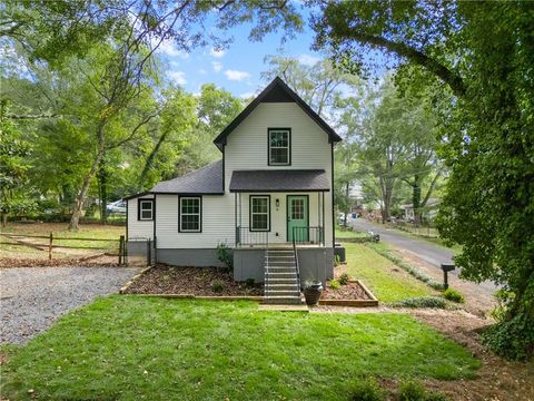 Homes For Sale - 6 Hillside Avenue<br/> Lindale, GA 30147