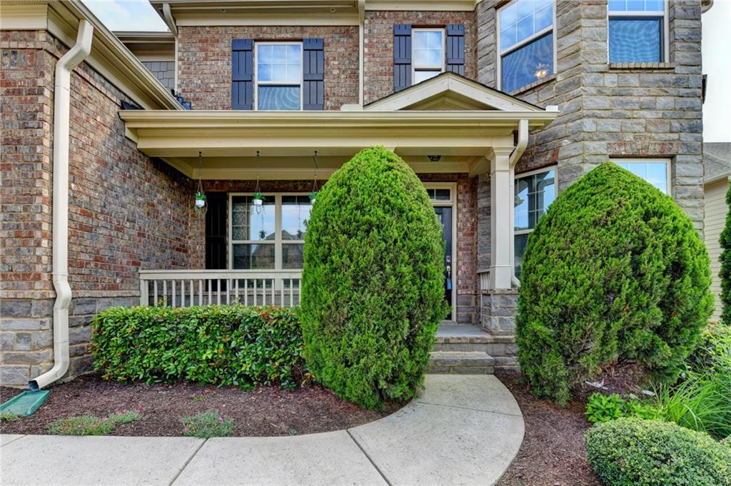 2520 Crimson Downs Drive