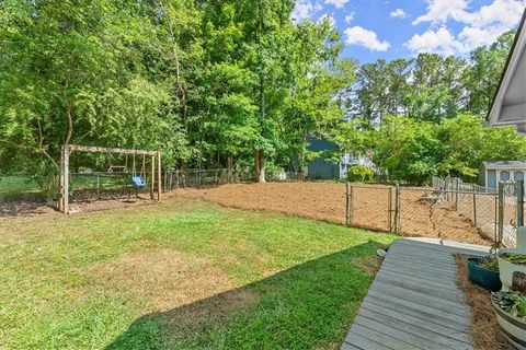 A home in Powder Springs