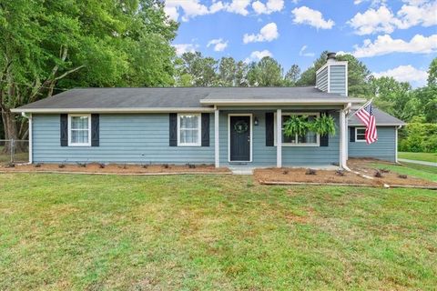 A home in Powder Springs