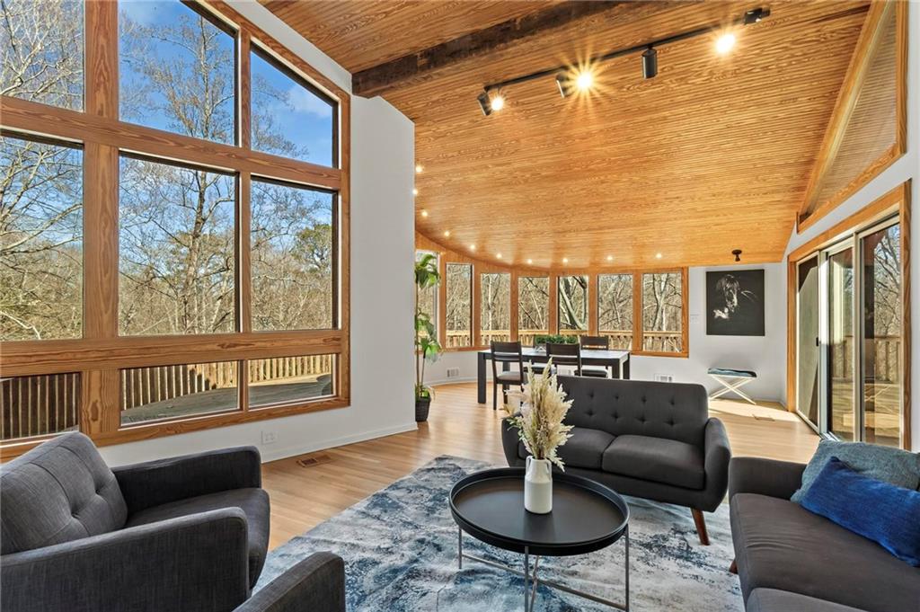 CHASTAIN PARK - Residential