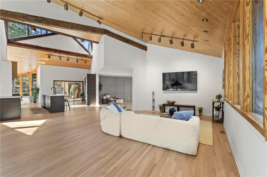 CHASTAIN PARK - Residential