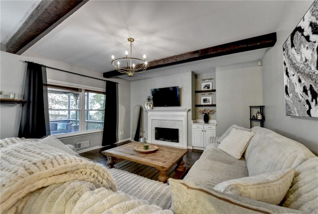 Orchard Lake - Residential