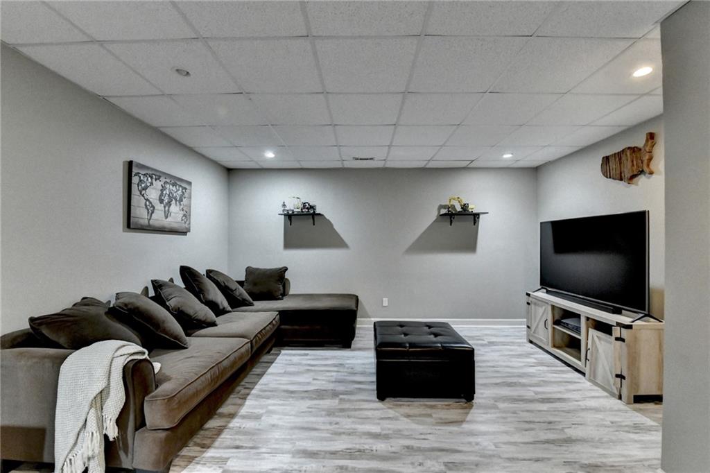 Orchard Lake - Residential