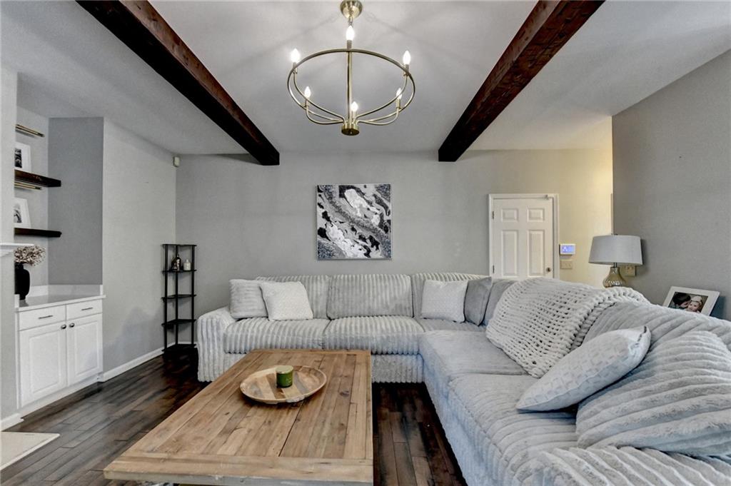 Orchard Lake - Residential