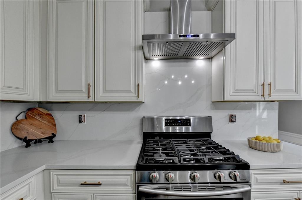 Orchard Lake - Residential