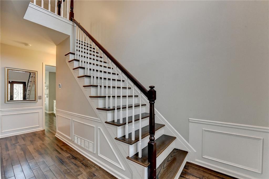 Orchard Lake - Residential