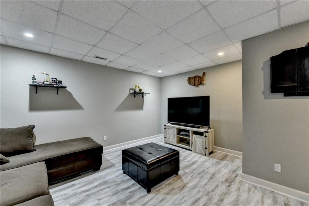 Orchard Lake - Residential