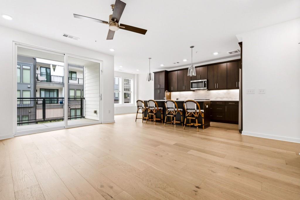 395 Pratt Drive 804