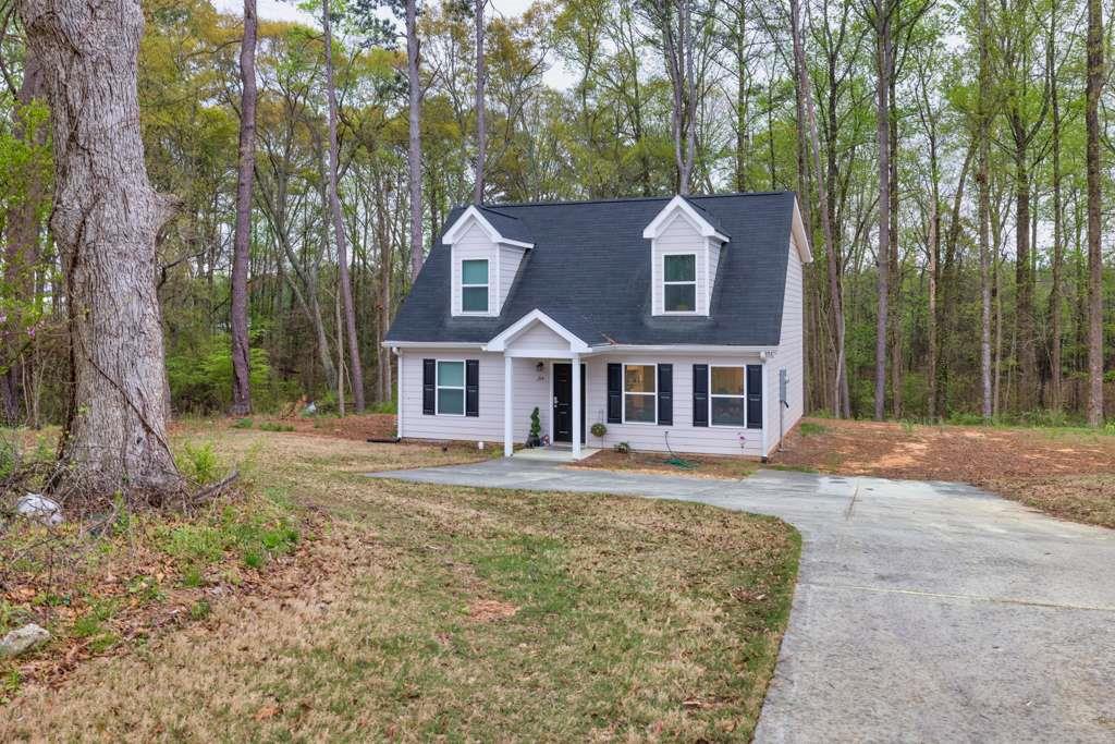 214 Walton Street, Loganville, Georgia image 2