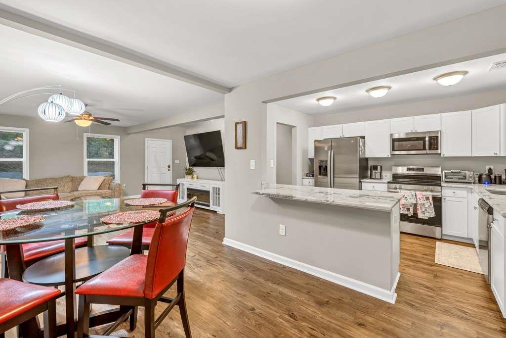 214 Walton Street, Loganville, Georgia image 9