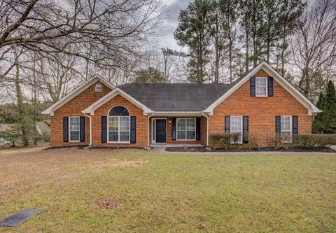 Homes For Sale - 9528 Margaret Lane<br/> Jonesboro, GA 30238