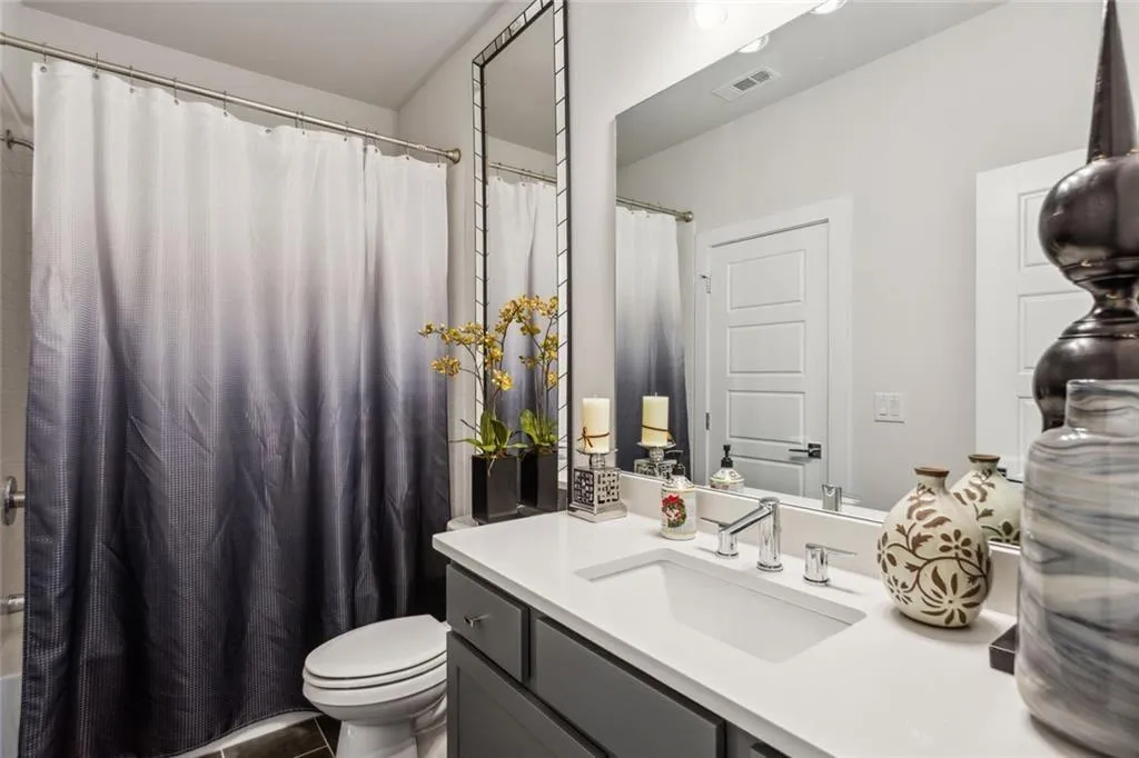 Atlanta, Georgia 30309, United States, 4 Bedrooms Bedrooms, ,4 BathroomsBathrooms,Residential,Active,159010