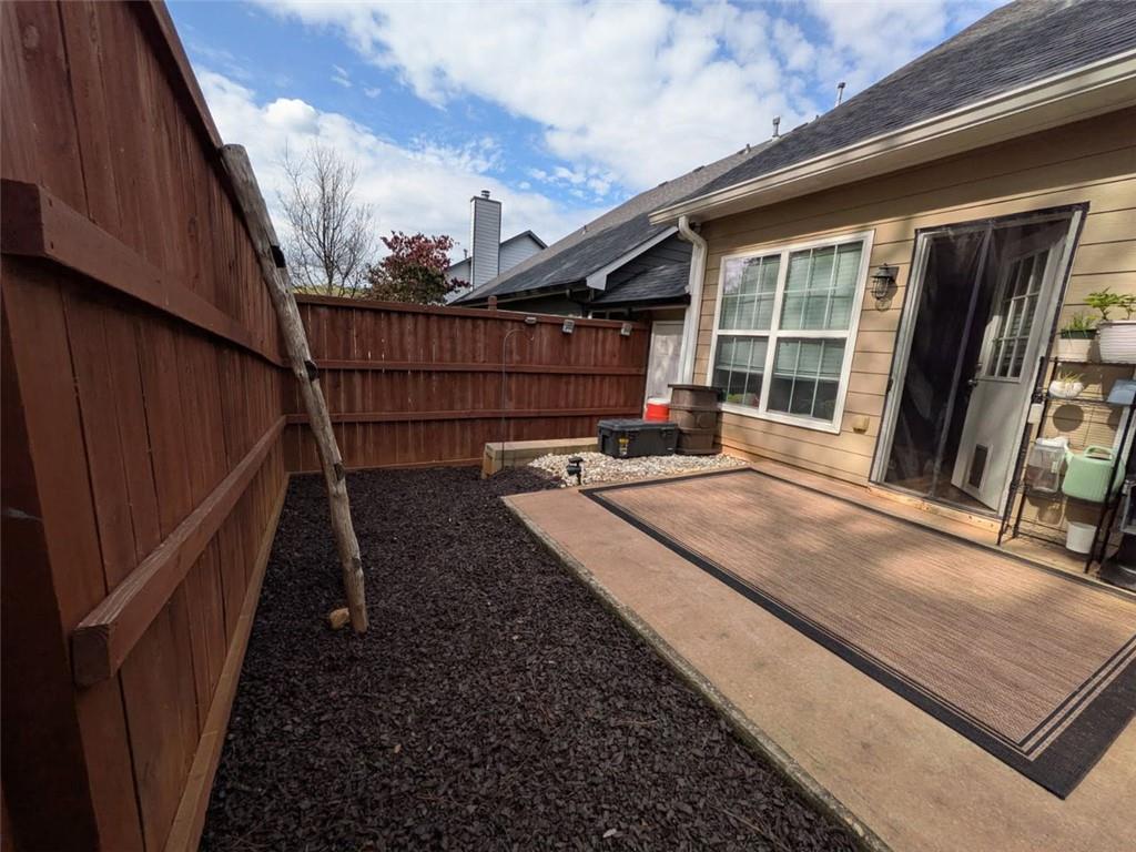 1257 Gates Circle SE