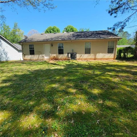 A home in Ellenwood