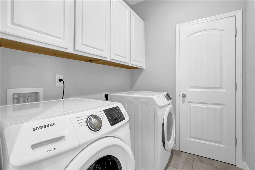 Caravelle at Windward Park - Residential Lease