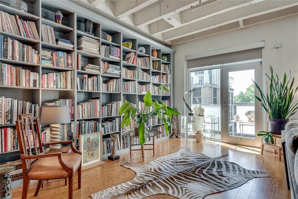 805 PEACHTREE Street NE 401