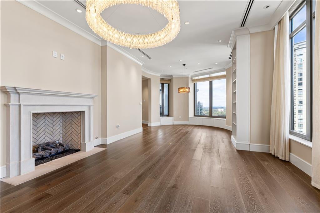 3376 Peachtree Road NE 35A