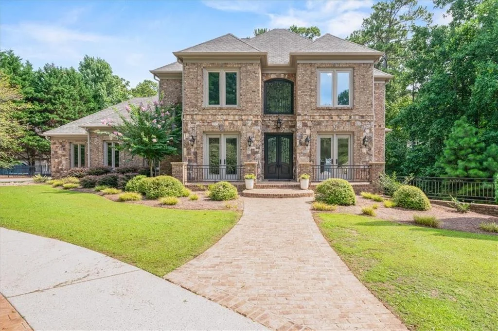 1605 Lockridge Drive