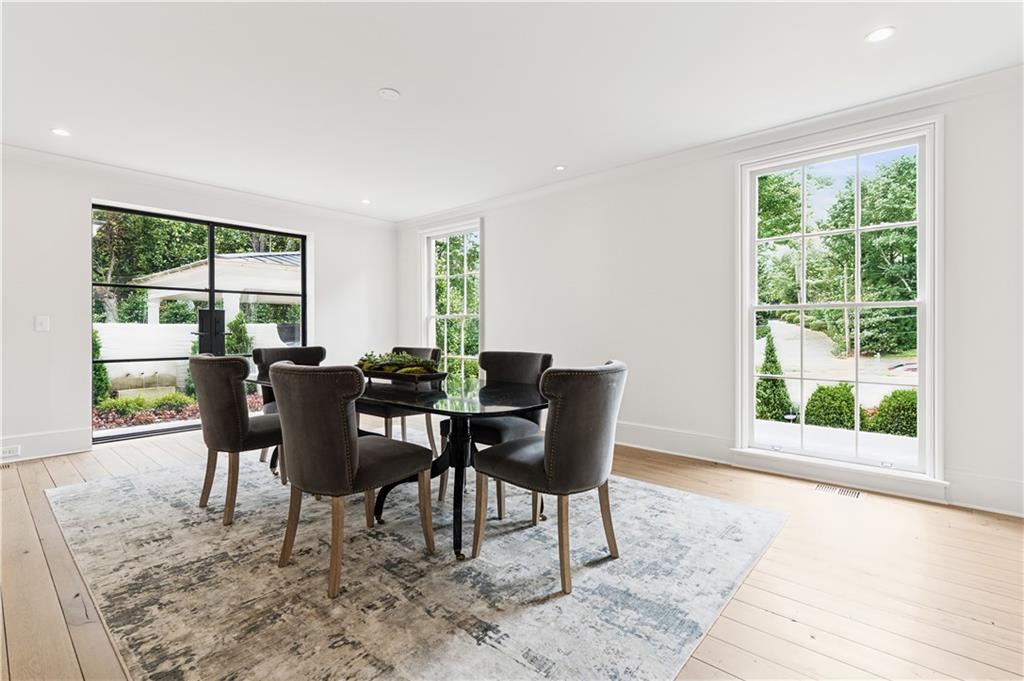 Tuxedo Park - Residential