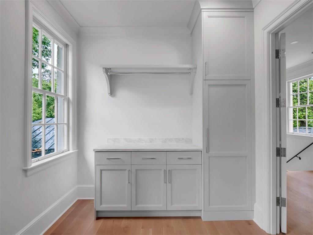 Tuxedo Park - Residential