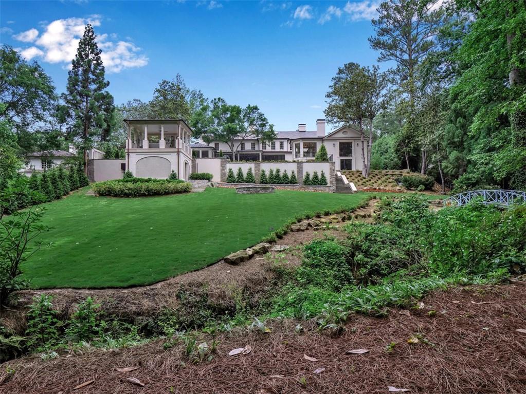 Tuxedo Park - Residential