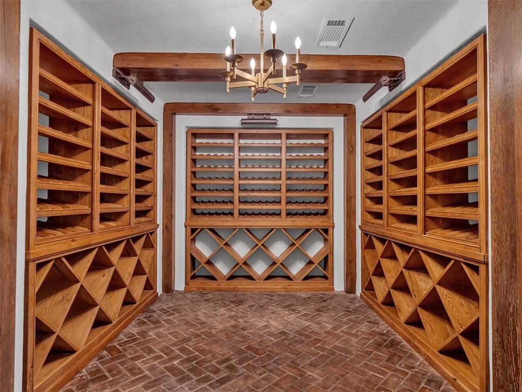 Tuxedo Park - Residential