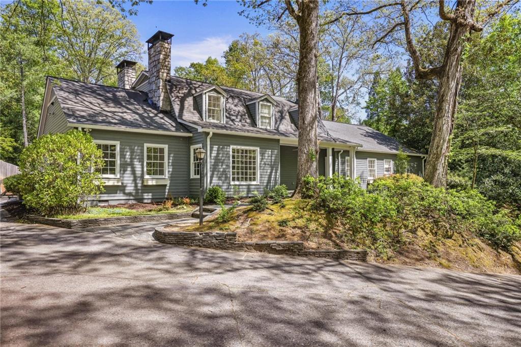 4087 Beechwood Drive NW