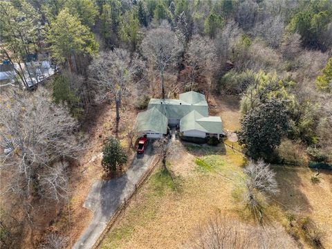 A home in Powder Springs