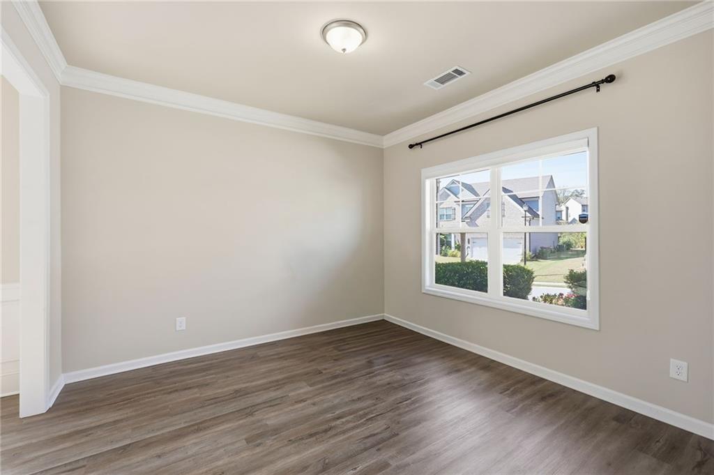 3247 Hawthorne Path