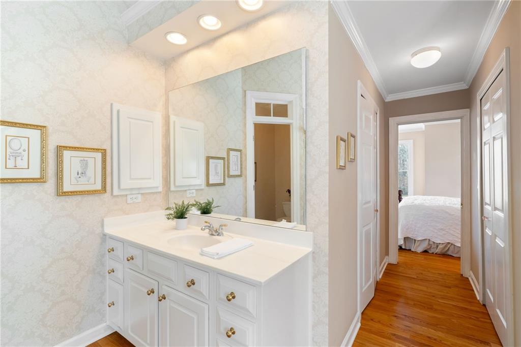 426 Lakestone Drive, Suwanee, Georgia image 30