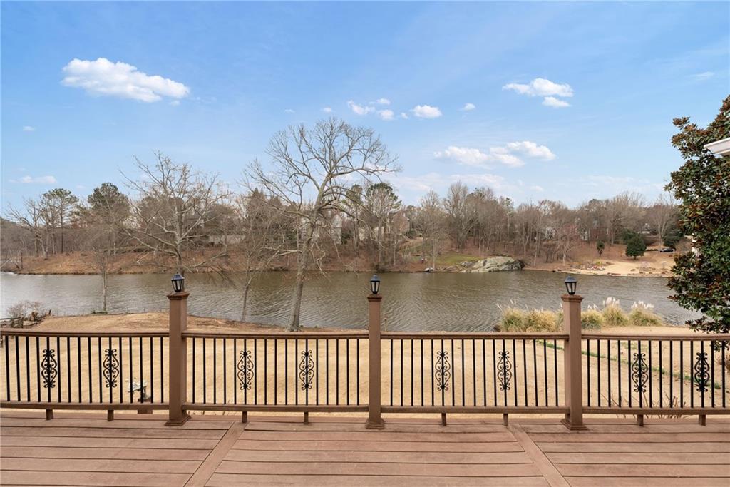 426 Lakestone Drive, Suwanee, Georgia image 22