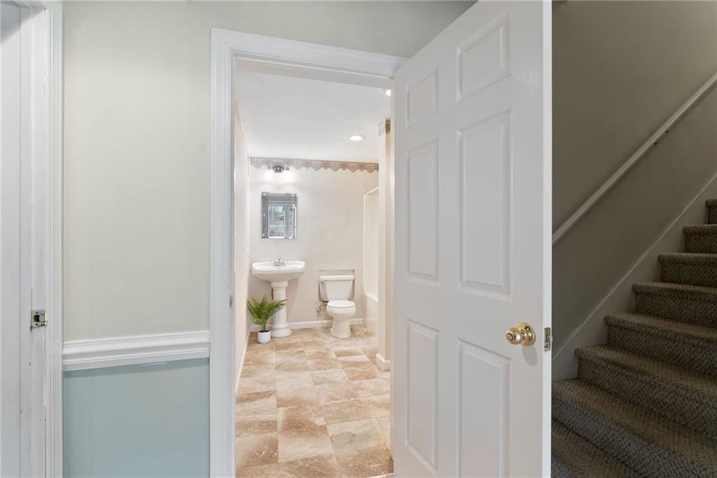 426 Lakestone Drive, Suwanee, Georgia image 43
