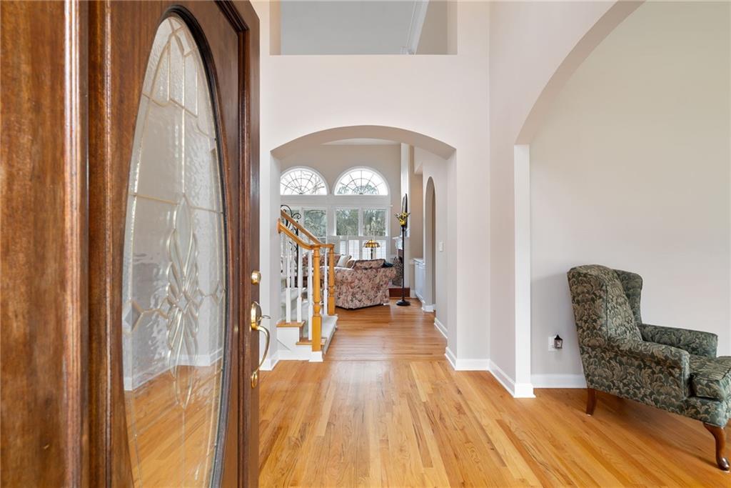 426 Lakestone Drive, Suwanee, Georgia image 8