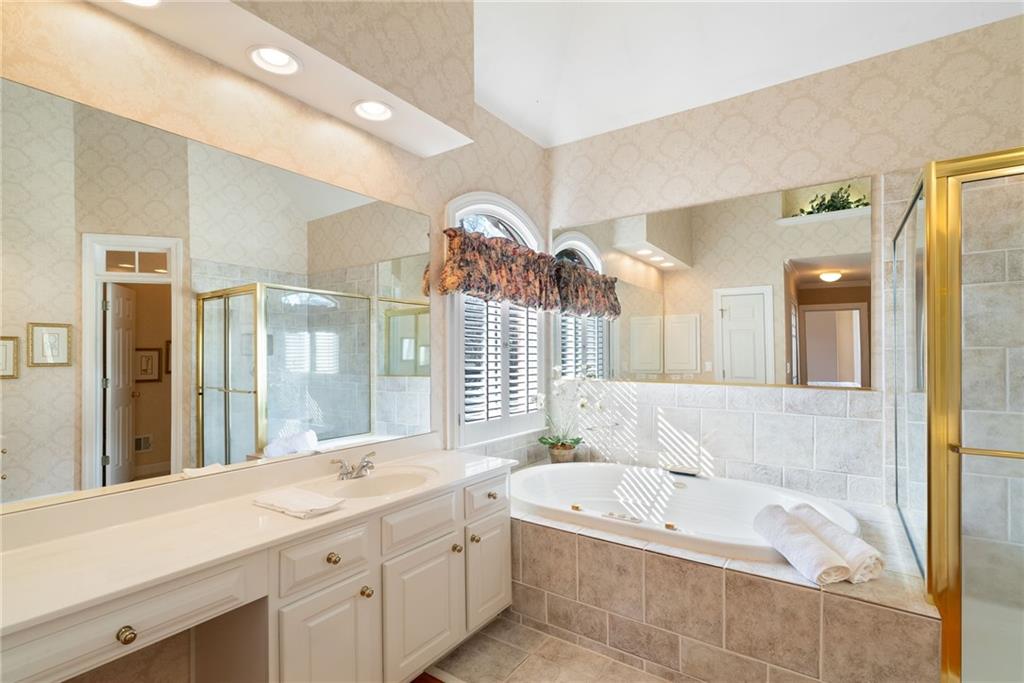426 Lakestone Drive, Suwanee, Georgia image 25