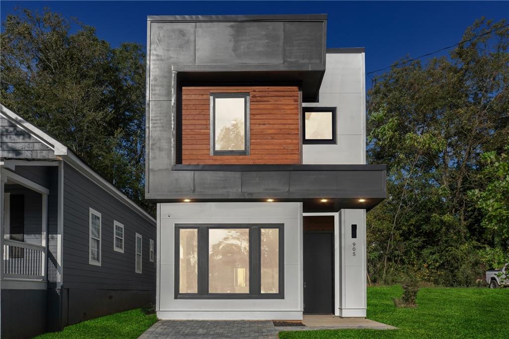 905 Coleman Street SW