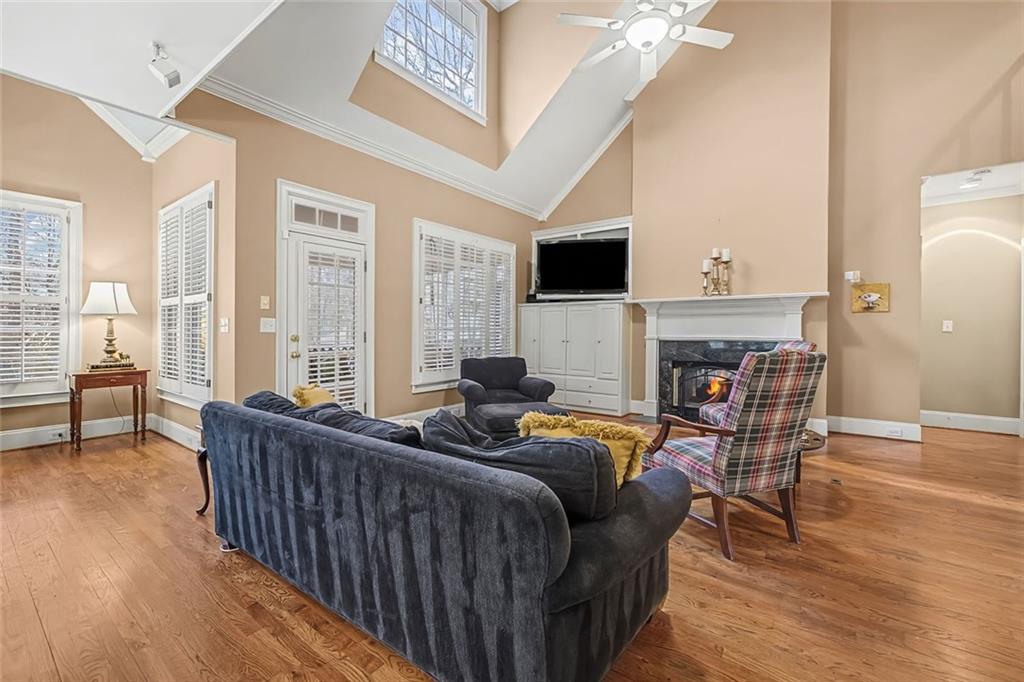 5264 Fleur De Lis Court