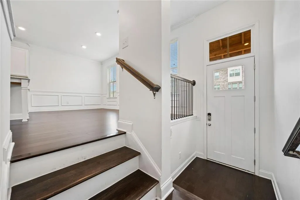 Doraville, Georgia 30360, United States, 4 Bedrooms Bedrooms, ,4 BathroomsBathrooms,Residential,Active,146917