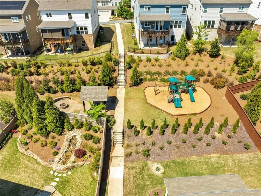 Doraville, Georgia 30360, United States, 4 Bedrooms Bedrooms, ,4 BathroomsBathrooms,Residential,Active,146917