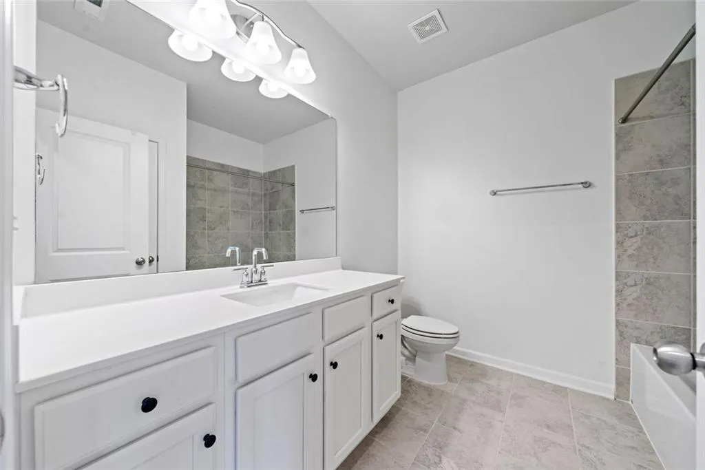 Doraville, Georgia 30360, United States, 4 Bedrooms Bedrooms, ,4 BathroomsBathrooms,Residential,Active,146917