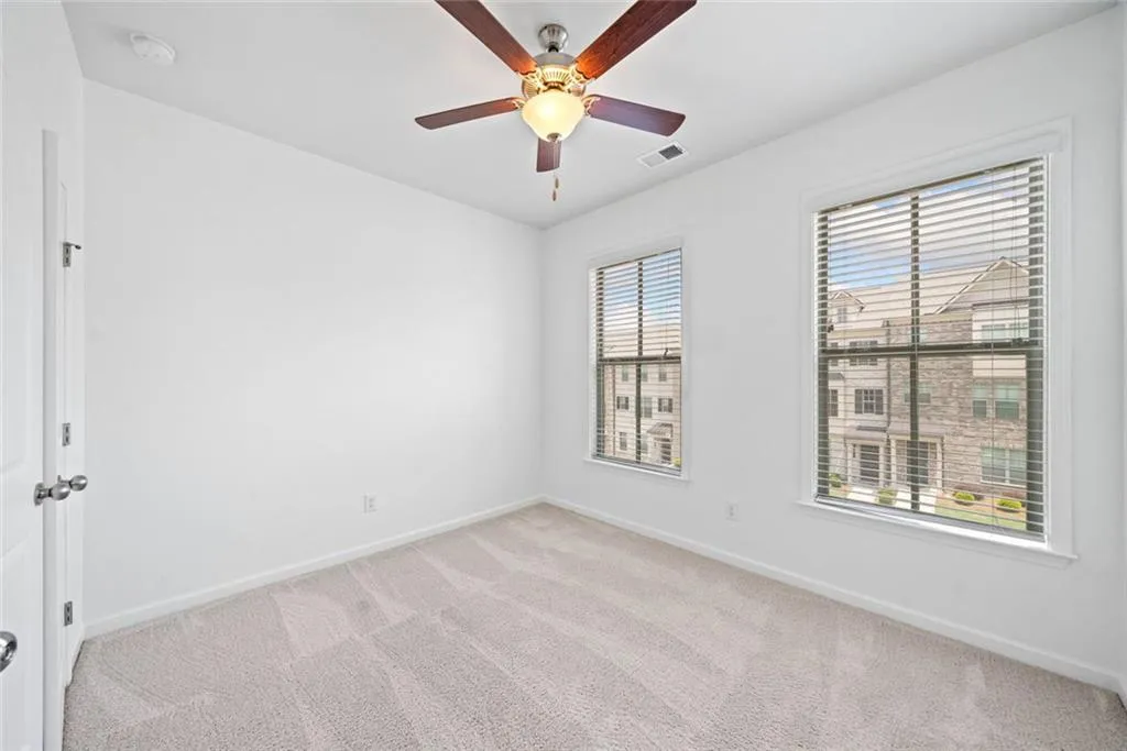 Doraville, Georgia 30360, United States, 4 Bedrooms Bedrooms, ,4 BathroomsBathrooms,Residential,Active,146917