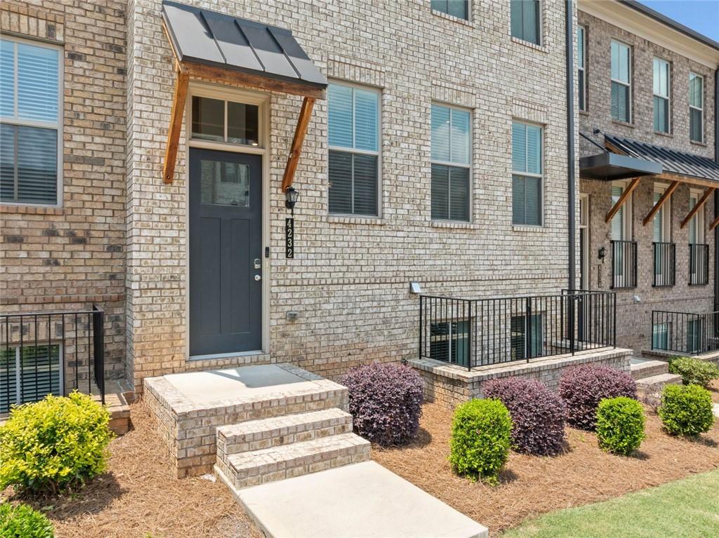 4232 Hickory Pine Alley